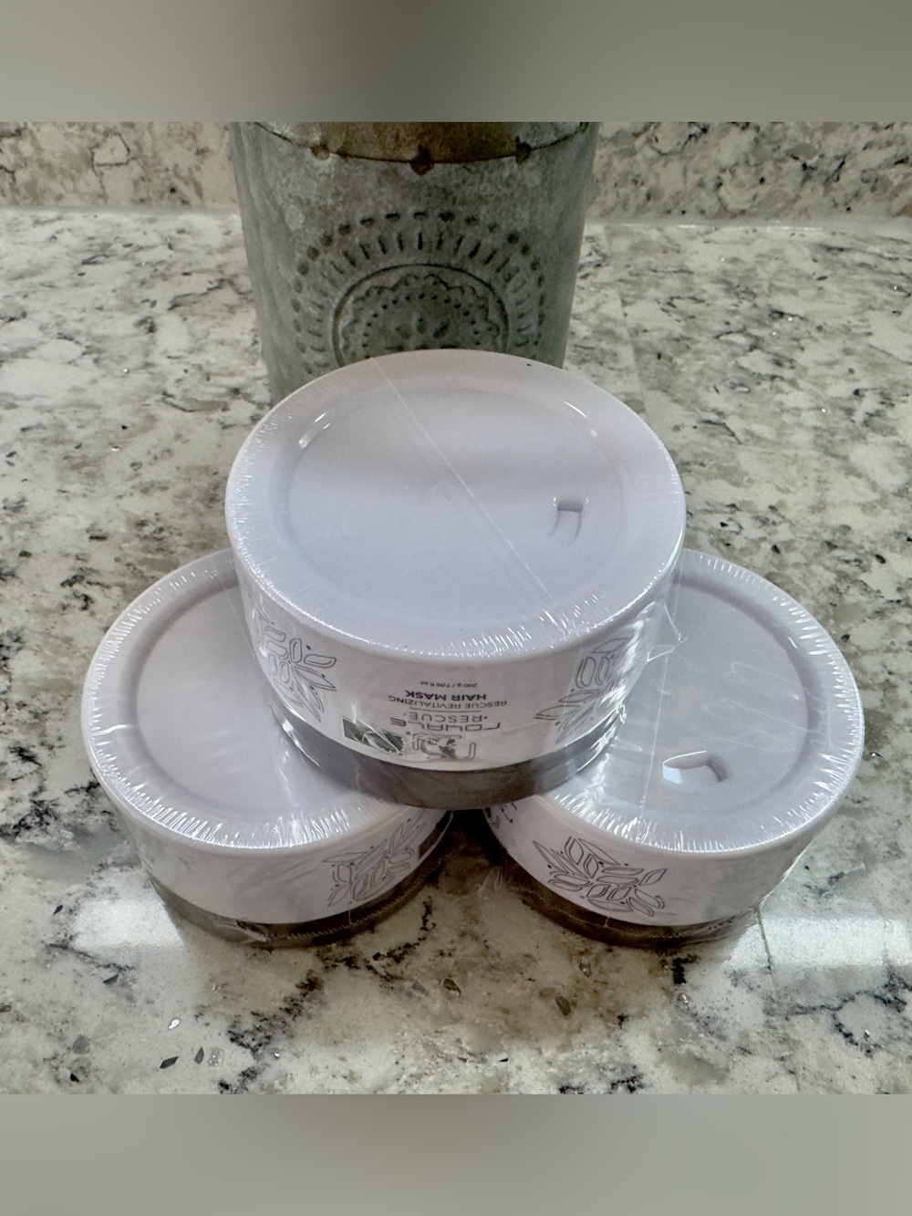 Royale Rescue Hair Mask - Picture 4 of 4